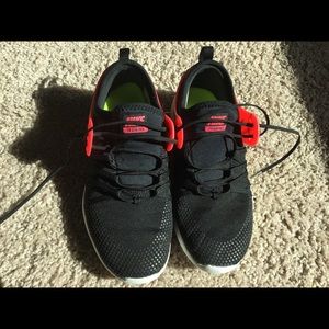 Nike training sneaker. Sz 8.5